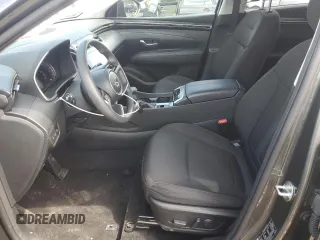 2023 Hyundai Tucson SEL z VIN 5NMJBCAE1PH272772, wystawiony jako Copart lot #56799805 z przebiegiem 20 041 mil mil oraz Szkoda całkowita • Salvage title. Historia ofert i sprzedaży dostępna na DreamBid. Obrazek 7.