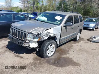 2005 Jeep Grand Cherokee Laredo with VIN 1J4GS48K85C600514, listed as a IAAI auction lot 42038098 with 274,938 mi miles and . Bid and sale history available at DreamBid. Image 18.