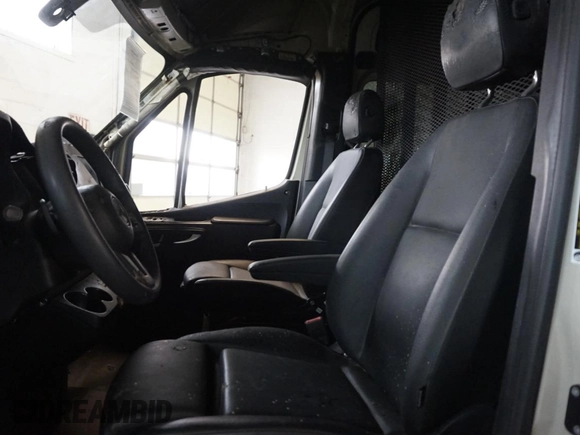 2022 Mercedes-Benz Sprinter Cargo Cargo with VIN W1Y40BHY1NT102318, listed as a Copart auction lot 44240465 with Not Provided miles and Salvage Title. Bid and sale history available at DreamBid. Image 8.