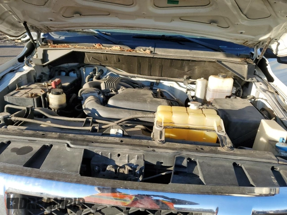 2012 Nissan NV SV z VIN 1N6BF0LY9CN116777, wystawiony jako Copart lot #45155225 z przebiegiem 159 708 mil mil oraz Szkoda całkowita • Salvage title. Historia ofert i sprzedaży dostępna na DreamBid. Obrazek 13.