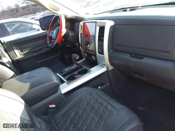 2009 Dodge Ram 1500 SLT with VIN 1D3HV18T39S731832, listed as a IAAI auction lot 42039890 with 176,812 mi miles. Bid and sale history available at carsss.com. Image 5.