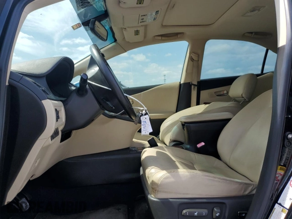 2011 Lexus HS 250h z VIN JTHBB1BA3B2048239, wystawiony jako Copart lot #53230695 z przebiegiem 274 110 mil mil oraz Szkoda całkowita • Salvage title. Historia ofert i sprzedaży dostępna na DreamBid. Obrazek 7.
