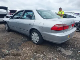 1999 Honda Accord LX с VIN 1HGCG564XXA118854, выставлен на аукционе IAAI как лот 42366600 с пробегом 95 777 миль миль и . История ставок и продаж доступна на DreamBid. Изображение 3.