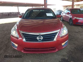 2015 Nissan Altima 2.5 S with VIN 1N4AL3APXFN371256, listed as a IAAI auction lot 41993912 with 184,754 mi miles. Bid and sale history available at carsss.com. Image 12.