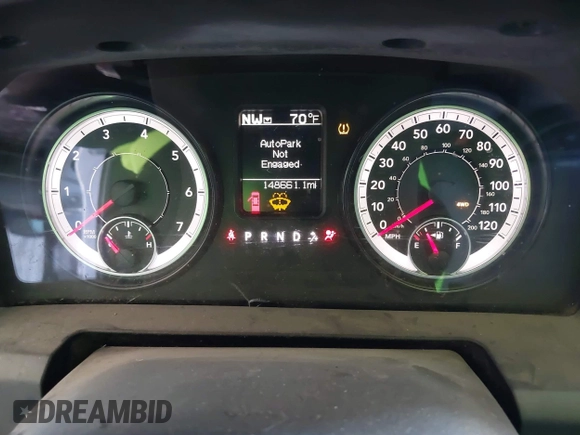 2017 Ram 1500 SLT z VIN 1C6RR7GT6HS537534, wystawiony jako IAAI lot #40744482 z przebiegiem 148 661 mil mil oraz . Historia ofert i sprzedaży dostępna na DreamBid. Obrazek 7.