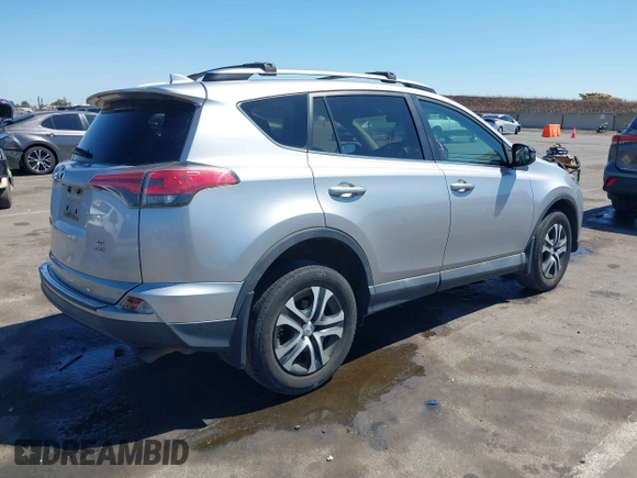 2017 Toyota RAV4 LE с VIN 2T3BFREV2HW551960, выставлен на аукционе IAAI как лот 42675745 с пробегом 75 198 миль миль и . История ставок и продаж доступна на DreamBid. Изображение 4.