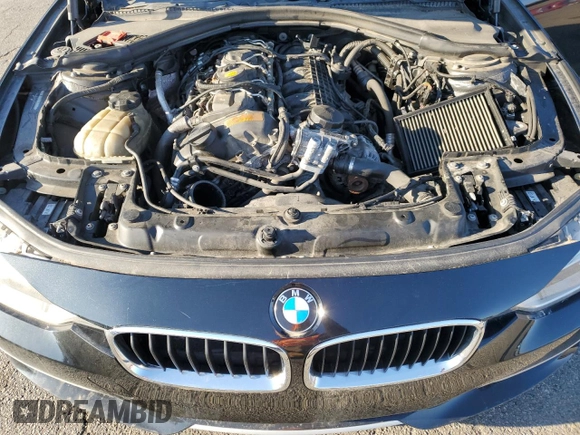 2013 BMW 3 Series 335i xDrive с VIN WBA3B9C57DF585680, выставлен на аукционе Copart как лот 50762415 с пробегом 122 817 миль миль и Чистый • Clean title. История ставок и продаж доступна на DreamBid. Изображение 11.