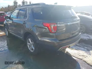 2017 Ford Explorer XLT with VIN 1FM5K8D82HGB23411, listed as a IAAI auction lot 41676863 with 140,972 mi miles and . Bid and sale history available at carsss.com. Image 3.