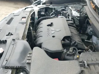 2020 Mitsubishi Outlander ES z VIN JA4AZ3A34LZ044615, wystawiony jako IAAI lot #42639105 z przebiegiem 94 798 mil mil oraz . Historia ofert i sprzedaży dostępna na DreamBid. Obrazek 18.