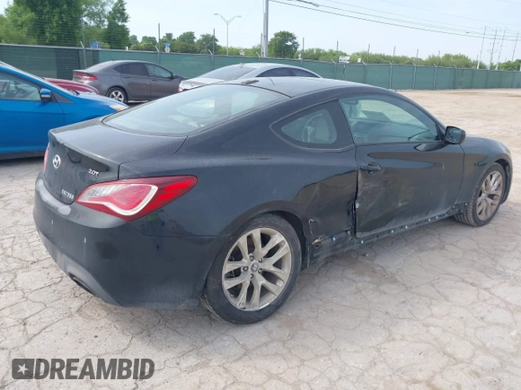 2014 Hyundai Genesis Coupe 2.0T with VIN KMHHT6KD5EU118599, listed as a IAAI auction lot 42242355 with 137,441 mi miles and . Bid and sale history available at DreamBid. Image 4.