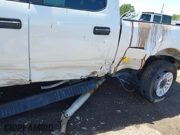 2019 Ford F-250 XL с VIN 1FT7W2B65KED36789, выставлен на аукционе IAAI как лот 42275403 с пробегом 154 847 миль миль и . История ставок и продаж доступна на DreamBid. Изображение 6.