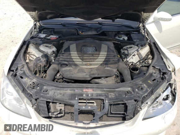 2009 Mercedes-Benz S 550 z VIN WDDNG86X59A272951, wystawiony jako Copart lot #51121735 z przebiegiem 107 619 mil mil oraz Szkoda całkowita • Salvage title. Historia ofert i sprzedaży dostępna na DreamBid. Obrazek 11.