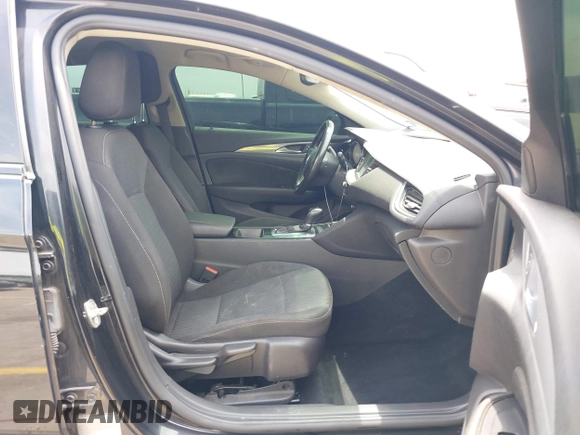 2018 Buick Regal Preferred with VIN W04GL6SX5J1109806, listed as a IAAI auction lot 42120749 with 80,397 mi miles and . Bid and sale history available at DreamBid. Image 5.