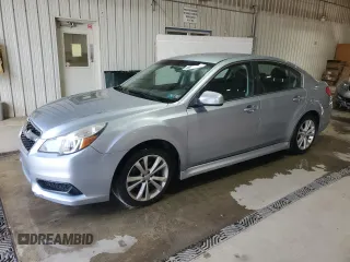 2013 Subaru Legacy Premium z VIN 4S3BMBC67D3033204, wystawiony jako Copart lot #59709485 z przebiegiem 84 333 mil mil oraz Szkoda całkowita • Salvage title. Historia ofert i sprzedaży dostępna na DreamBid. Obrazek 1.