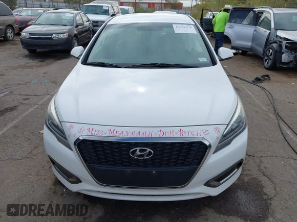 2016 Hyundai Sonata SE with VIN KMHE24L15GA037265, listed as a IAAI auction lot 40752675 with Not Provided miles and . Bid and sale history available at DreamBid. Image 11.