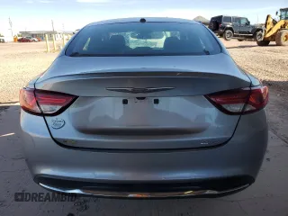 2015 Chrysler 200 Limited z VIN 1C3CCCAB4FN680586, wystawiony jako Copart lot #55215785 z przebiegiem 126 282 mil mil oraz Szkoda całkowita • Salvage title. Historia ofert i sprzedaży dostępna na DreamBid. Obrazek 6.