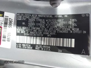 2011 Toyota Sienna LE AAS with VIN 5TDKK3DC3BS109139, listed as a IAAI auction lot 41715718 with 210,332 mi miles. Bid and sale history available at carsss.com. Image 9.