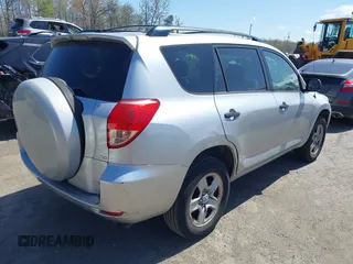 2008 Toyota RAV4 with VIN JTMBD33V686081889, listed as a IAAI auction lot 41971934 with 244,069 mi miles. Bid and sale history available at carsss.com. Image 4.