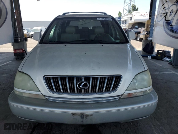 2003 Lexus RX 300 z VIN JTJHF10U530300189, wystawiony jako Copart lot #57663325 z przebiegiem 183 447 mil mil oraz Czysty tytuł • Clean title. Historia ofert i sprzedaży dostępna na DreamBid. Obrazek 5.