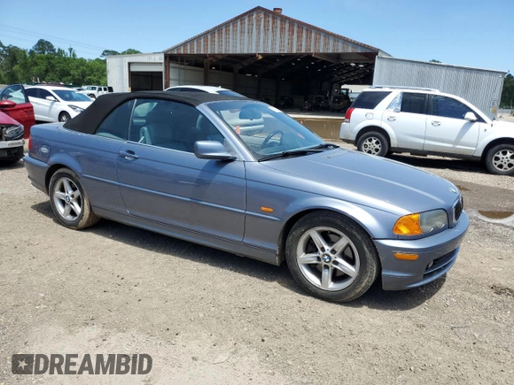 2002 BMW 3 Series 325Ci with VIN WBABS33462PG82685, listed as a Copart auction lot 55332725 with 121,614 mi miles and Salvage Title. Bid and sale history available at DreamBid. Image 4.