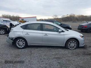 2018 Nissan Sentra SV with VIN 3N1AB7AP2JL624330, listed as a IAAI auction lot 41908887 with 79,473 mi miles. Bid and sale history available at carsss.com. Image 13.