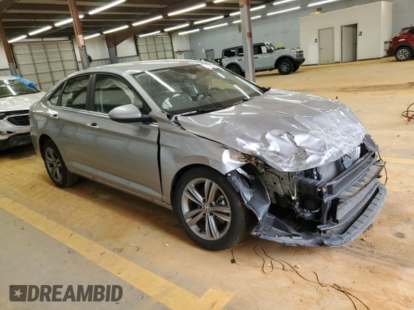 2024 Volkswagen Jetta SE with VIN 3VWEM7BU3RM086656, listed as a Copart auction lot 57513645 with 19,666 mi miles and Salvage title. Bid and sale history available at DreamBid. Image 4.