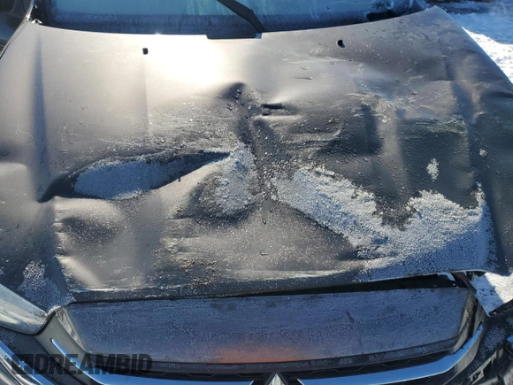 2018 Mitsubishi Outlander SEL z VIN JA4AR4AW5JZ016013, wystawiony jako Copart lot #87653585 z przebiegiem Nie podano mil oraz Szkody całkowita. Historia ofert i sprzedaży dostępna na DreamBid. Obrazek 12.