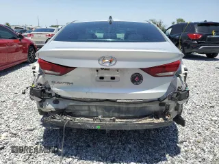 2017 Hyundai Elantra SE z VIN 5NPD84LF0HH063003, wystawiony jako Copart lot #56899785 z przebiegiem 167 502 mil mil oraz Szkoda całkowita • Salvage title. Historia ofert i sprzedaży dostępna na DreamBid. Obrazek 6.