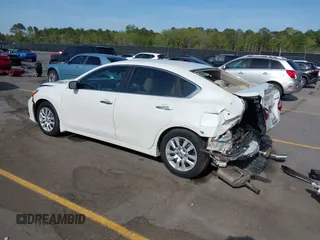 2016 Nissan Altima 2.5 S with VIN 1N4AL3AP8GN351217, listed as a IAAI auction lot 41933443 with 100,523 mi miles. Bid and sale history available at carsss.com. Image 3.