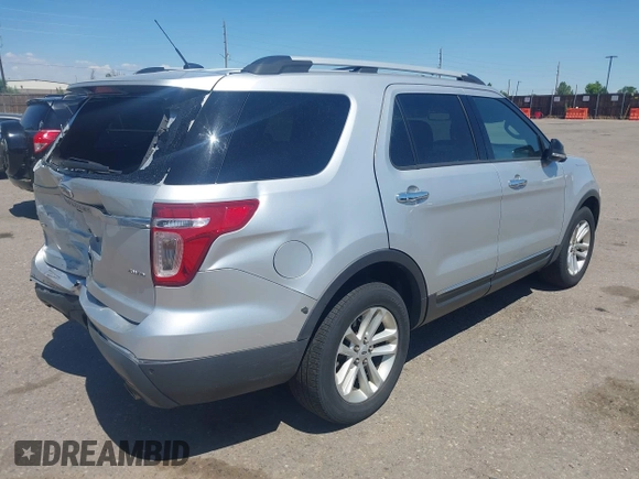 2014 Ford Explorer XLT z VIN 1FM5K8D83EGB37443, wystawiony jako IAAI lot #39818591 z przebiegiem 126 013 mil mil oraz . Historia ofert i sprzedaży dostępna na DreamBid. Obrazek 4.