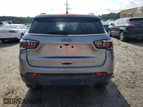 2019 Jeep Compass Latitude with VIN 3C4NJCBB5KT851039, listed as a Copart auction lot 58818155 with 118,961 mi miles and Clean title. Bid and sale history available at DreamBid. Image 6.