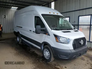 2022 Ford Transit Cargo with VIN 1FTRU8XG3NKA70813, listed as a Copart auction lot 67283004 with 81 mi miles and Clean Title. Bid and sale history available at DreamBid. Image 4.