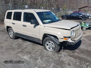 2016 Jeep Patriot Sport with VIN 1C4NJPBA0GD800396, listed as a IAAI auction lot 41867835 with 92,388 mi miles and . Bid and sale history available at DreamBid. Image 1.