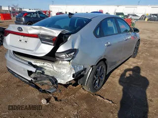 2021 Kia Forte LXS with VIN 3KPF24AD7ME264259, listed as a IAAI auction lot 41935173 with 56,376 mi miles and . Bid and sale history available at carsss.com. Image 4.