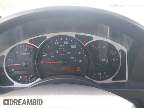 2005 Nissan Titan LE with VIN 1N6AA07BX5N525048, listed as a IAAI auction lot 41984150 with 242,321 mi miles. Bid and sale history available at carsss.com. Image 7.
