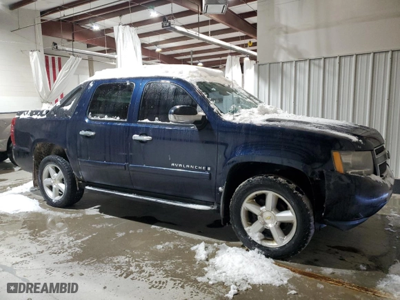 2008 Chevrolet Avalanche LT w/2LT with VIN 3GNFK12338G198119, listed as a Copart auction lot 45340635 with 139,598 mi miles and Salvage Title. Bid and sale history available at carsss.com. Image 4.