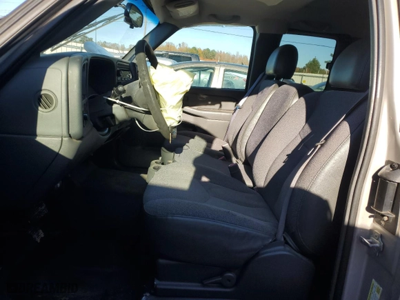 2006 Chevrolet Silverado 1500 LS with VIN 1GCEC19X66Z116391, listed as a Copart auction lot 84517514 with 261,898 mi miles and Salvage Title. Bid and sale history available at carsss.com. Image 7.