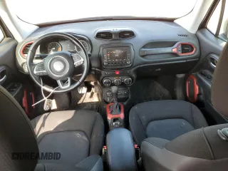 2017 Jeep Renegade Trailhawk z VIN ZACCJBCB0HPE70540, wystawiony jako Copart lot #54494915 z przebiegiem 74 534 mil mil oraz Czysty tytuł • Clean title. Historia ofert i sprzedaży dostępna na DreamBid. Obrazek 8.