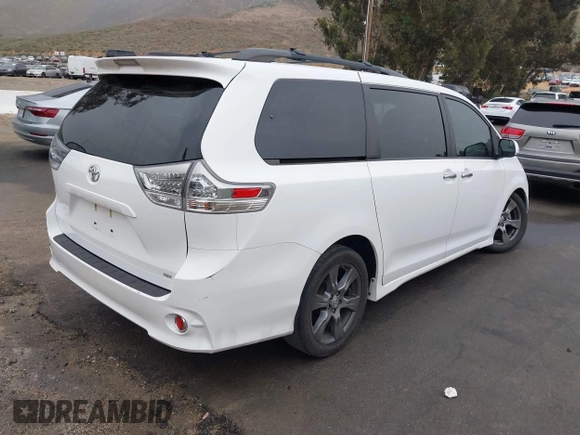 2017 Toyota Sienna SE with VIN 5TDXZ3DC8HS787136, listed as a IAAI auction lot 42062413 with 87,386 mi miles and . Bid and sale history available at DreamBid. Image 4.