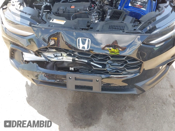 2025 Honda HR-V LX with VIN 3CZRZ2H32SM770069, listed as a IAAI auction lot 42176978 with 1,484 mi miles and . Bid and sale history available at DreamBid. Image 6.
