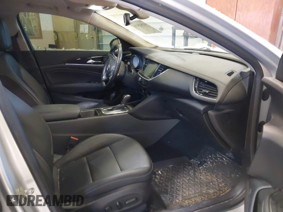 2018 Buick Regal Essence with VIN W04GV8SX0J1094167, listed as a IAAI auction lot 41845416 with 100,091 mi miles and . Bid and sale history available at DreamBid. Image 5.