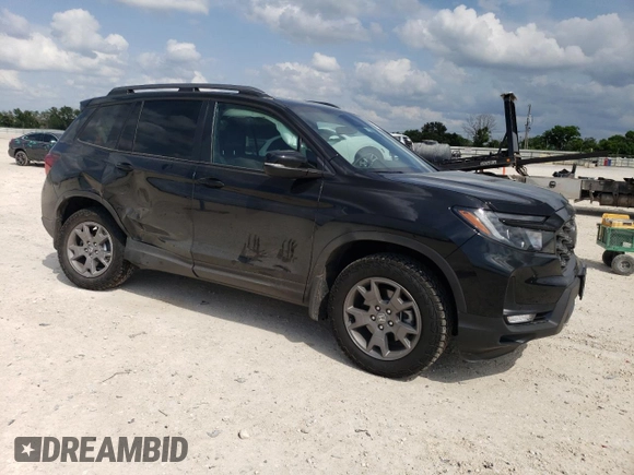 2025 Honda Passport TrailSport z VIN 5FNYF8H6XSB020043, wystawiony jako Copart lot #55141675 z przebiegiem 895 mil mil oraz Szkoda całkowita • Salvage title. Historia ofert i sprzedaży dostępna na DreamBid. Obrazek 4.