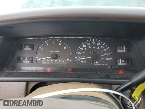 1996 Toyota T100 DX z VIN JT4TN12D2T0026690, wystawiony jako Copart lot #52937955 z przebiegiem 287 729 mil mil oraz Tytuł czysty. Historia ofert i sprzedaży dostępna na DreamBid. Obrazek 9.