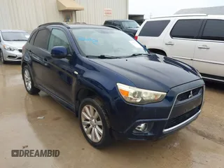 2011 Mitsubishi Outlander SE z VIN JA4AP4AU4BZ013691, wystawiony jako IAAI lot #42273642 z przebiegiem 228 816 mil mil oraz . Historia ofert i sprzedaży dostępna na DreamBid. Obrazek 1.