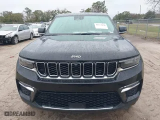 2023 Jeep Grand Cherokee Limited with VIN 1C4RJHBG4PC528307, listed as a IAAI auction lot 41113630 with 13,998 mi miles. Bid and sale history available at carsss.com. Image 6.