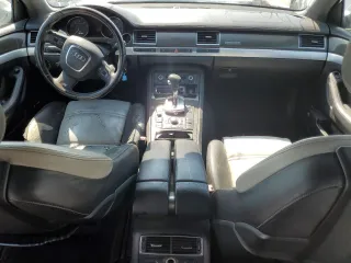 2007 Audi S8 z VIN WAUPN44E87N012663, wystawiony jako Copart lot #82660064 z przebiegiem 139 200 mil mil oraz Nie do naprawy • Non repairable. Historia ofert i sprzedaży dostępna na DreamBid. Obrazek 8.