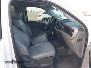2022 Ford F-150 XL with VIN 1FTMF1C5XNKE03962, listed as a IAAI auction lot 41597950 with 28,296 mi miles. Bid and sale history available at carsss.com. Image 5.