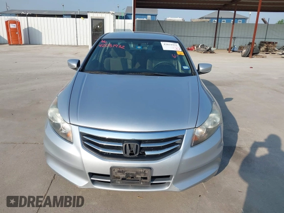 2012 Honda Accord LX Premium z VIN 1HGCP2F49CA157556, wystawiony jako IAAI lot #42031932 z przebiegiem 118 020 mil mil oraz . Historia ofert i sprzedaży dostępna na DreamBid. Obrazek 12.