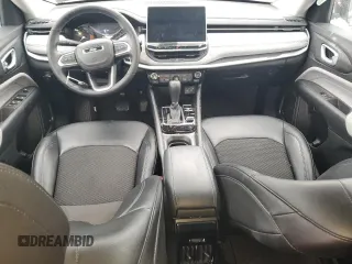 2022 Jeep Compass Altitude with VIN 3C4NJDBB0NT217079, listed as a Copart auction lot 44569765 with 8,818 mi miles and Salvage Title. Bid and sale history available at carsss.com. Image 8.