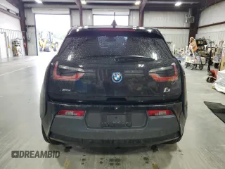 2015 BMW i3 z VIN WBY1Z4C55FV502697, wystawiony jako Copart lot #56302635 z przebiegiem 102 646 mil mil oraz Czysty tytuł • Clean title. Historia ofert i sprzedaży dostępna na DreamBid. Obrazek 6.